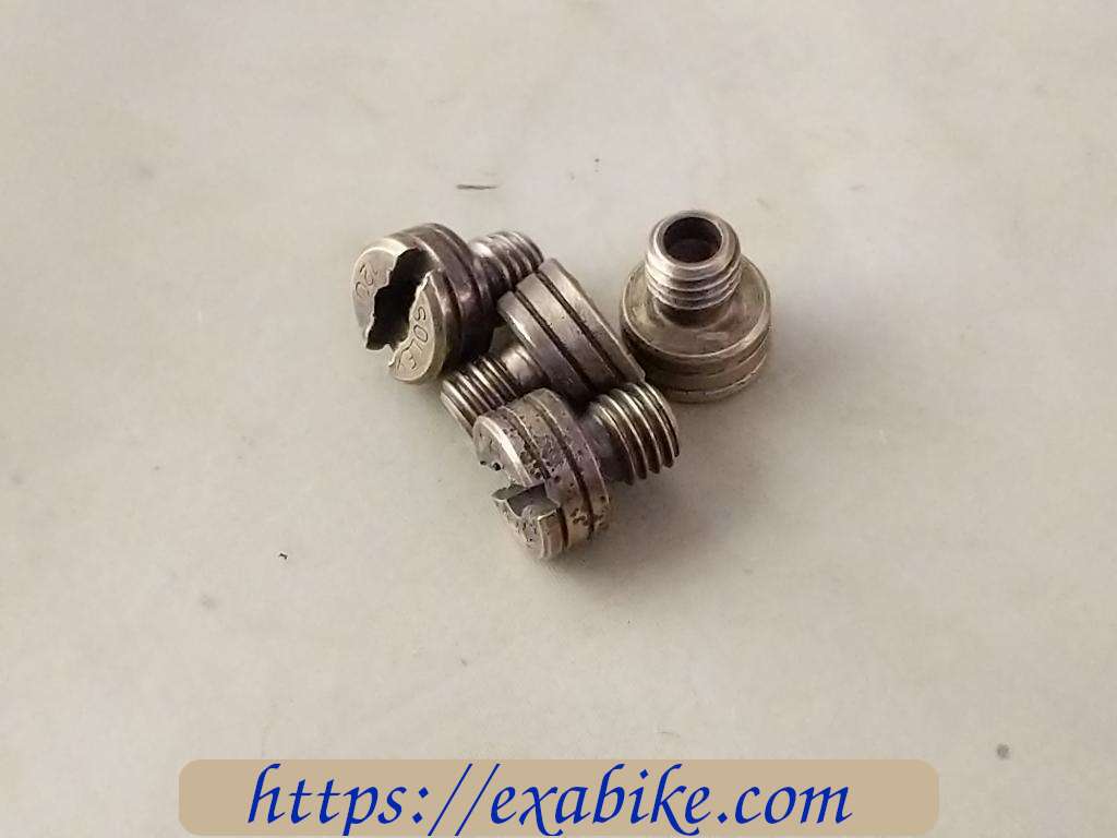 carburetor main jets Yamaha FZR 1000 - photo 1