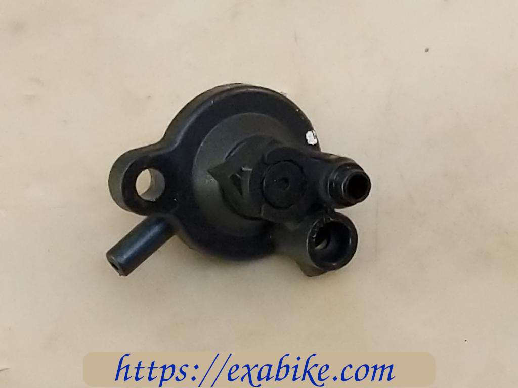 carburetor part Honda VTR 1000 - photo 1