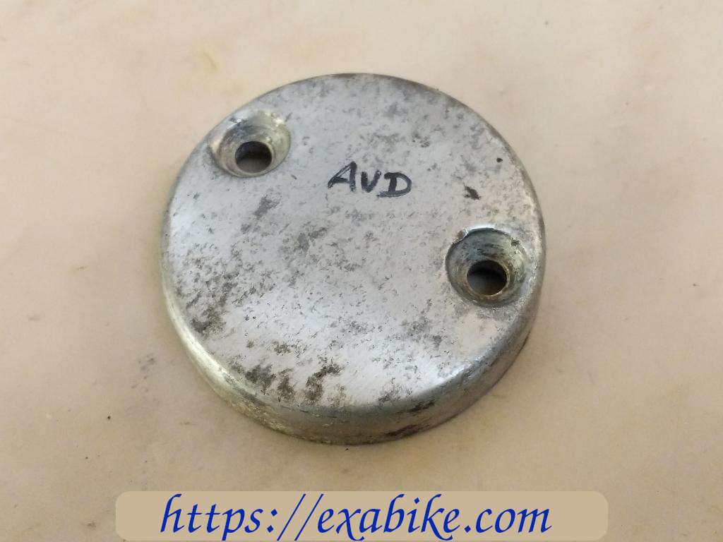 crankcase cover Suzuki GS 550 - photo 1