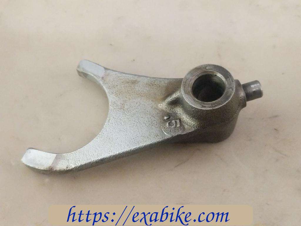 fourchette de boite milieu Suzuki GS 550 - photo 2