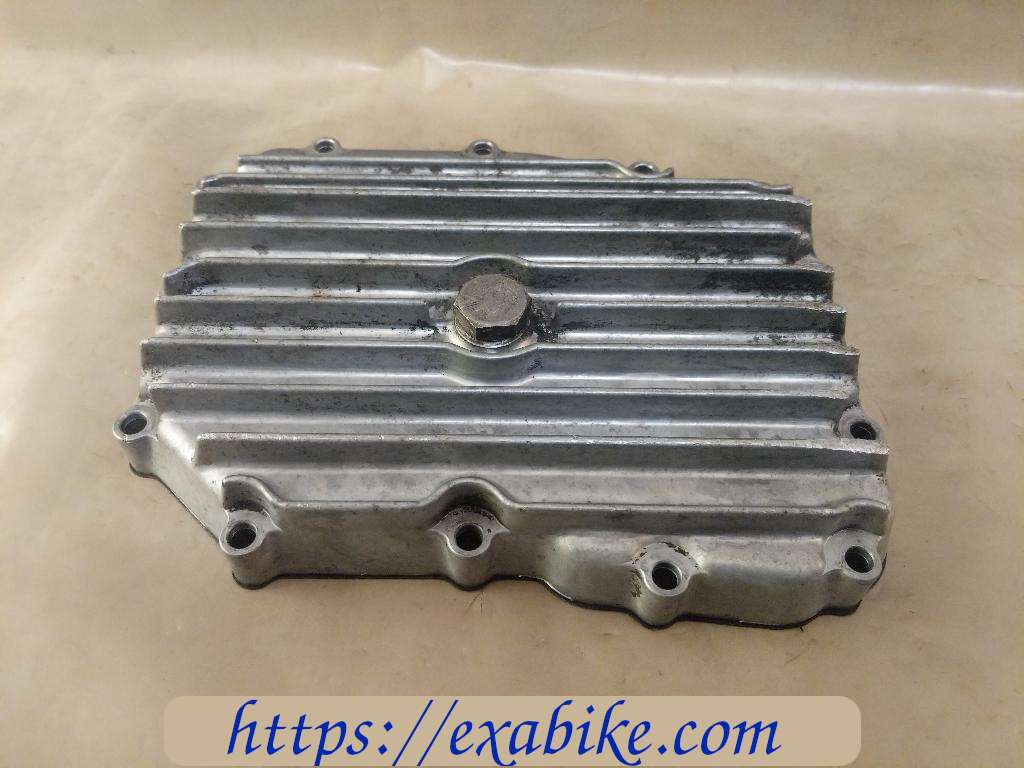 oil pan Suzuki GS 550 - photo 1