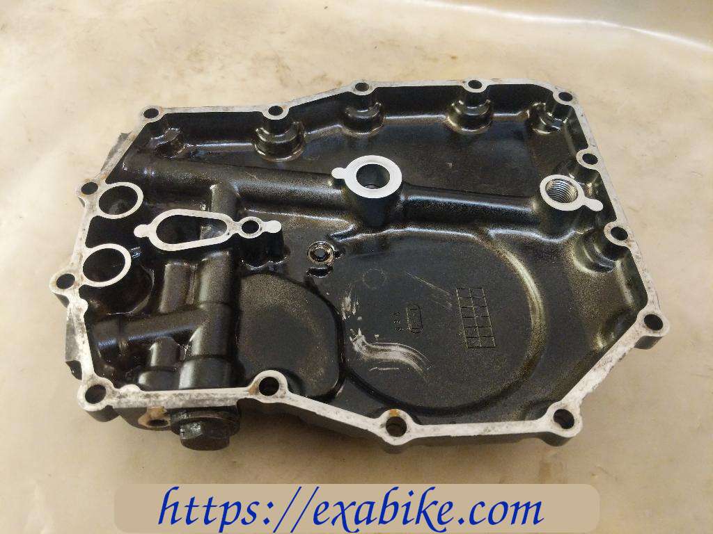 carter d'huile Suzuki GSX 550 - photo 3
