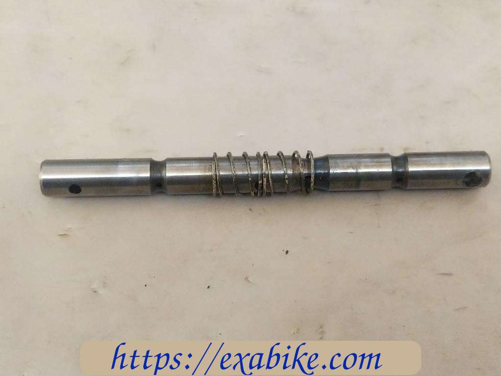 axe des culbuteurs Suzuki GSX 550 - photo 1