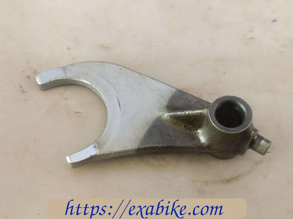 fourchette de boite Suzuki GSX 550 - photo 1