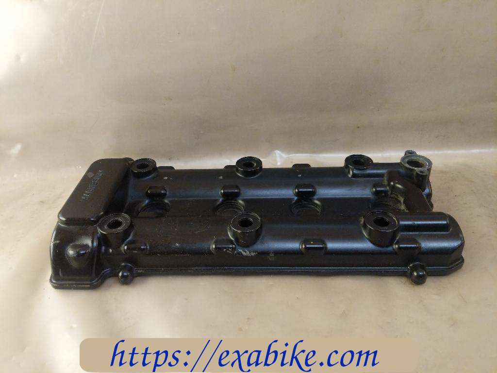 cylinder head cover Suzuki GSXR 750 - photo 1