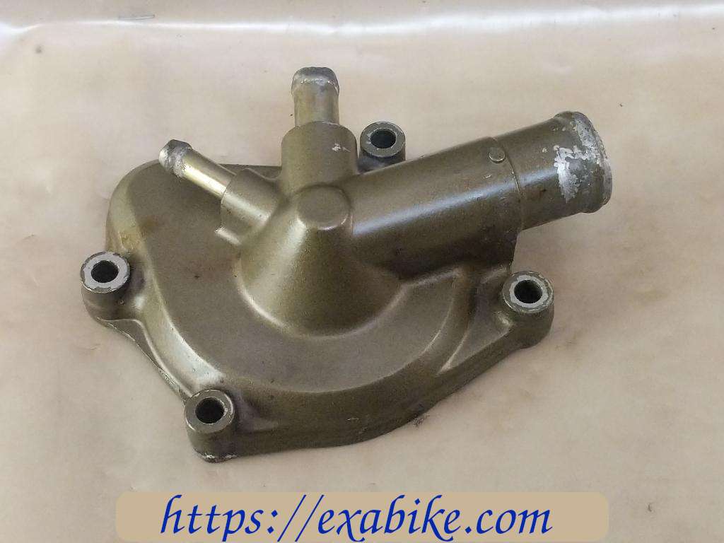 water pump cover Honda VTR 1000 - photo 1