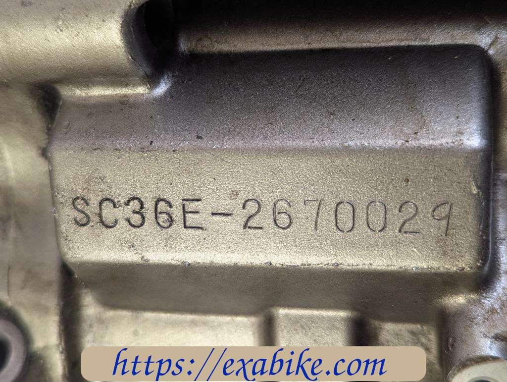 engine block Honda VTR 1000 - photo 3