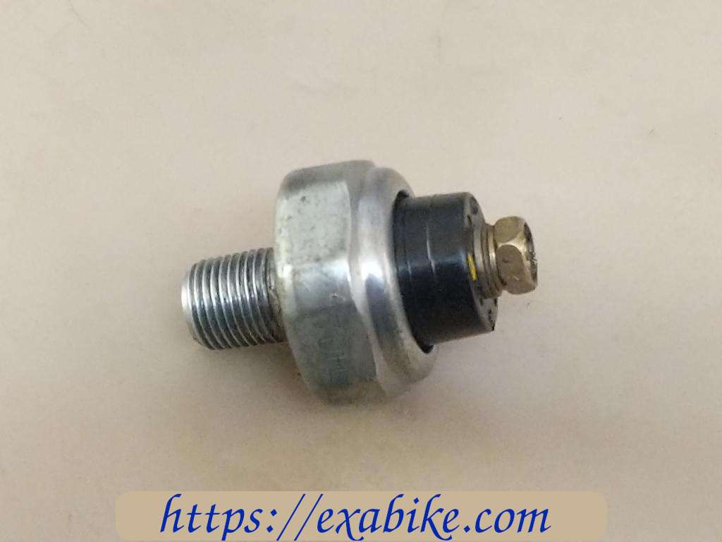 oil pressure switch Honda VTR 1000 - photo 1