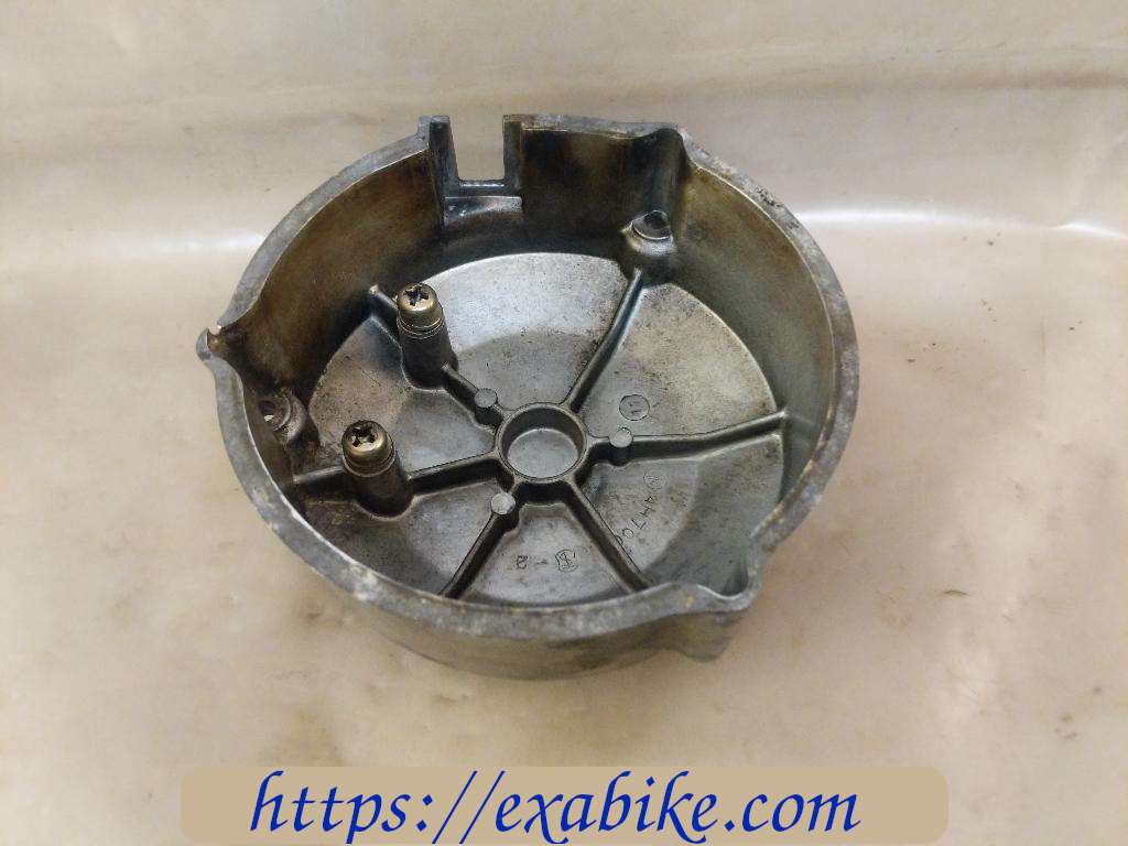 generator cover Yamaha XJ 750 - photo 3