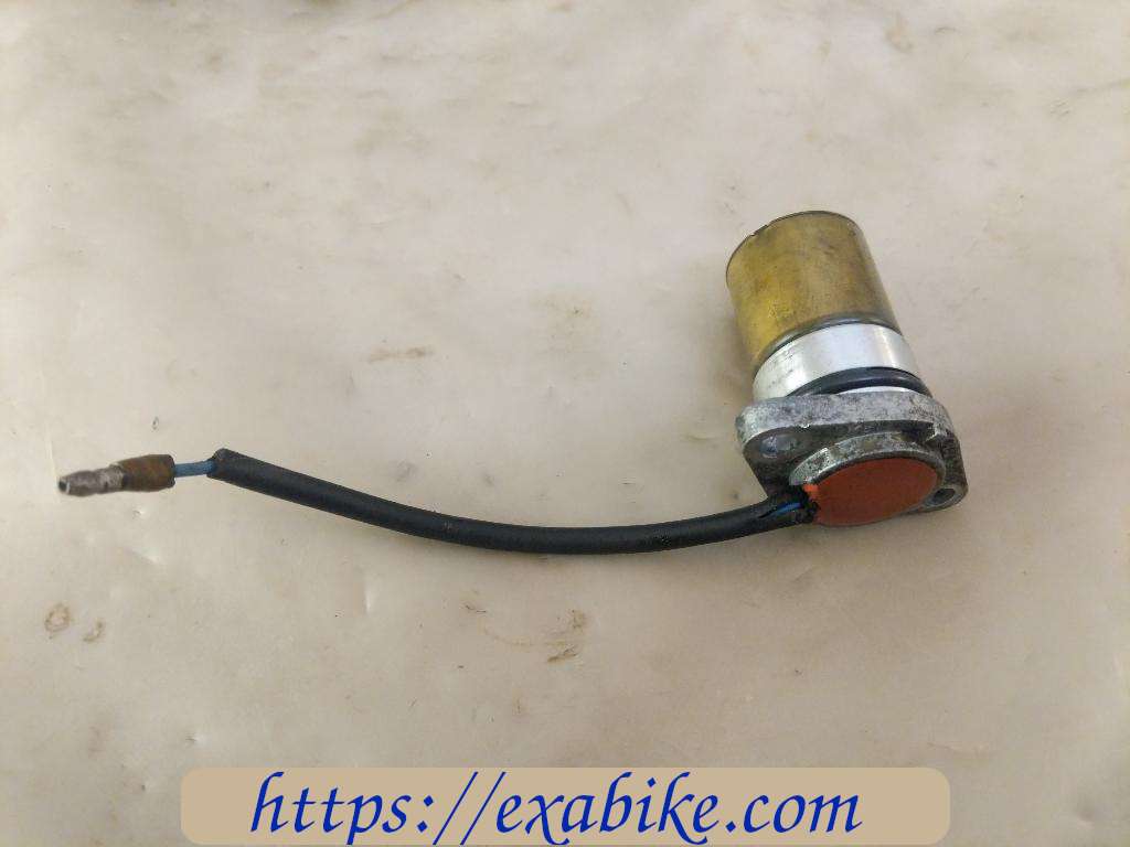 oil pressure switch Yamaha XJ 750 - photo 2