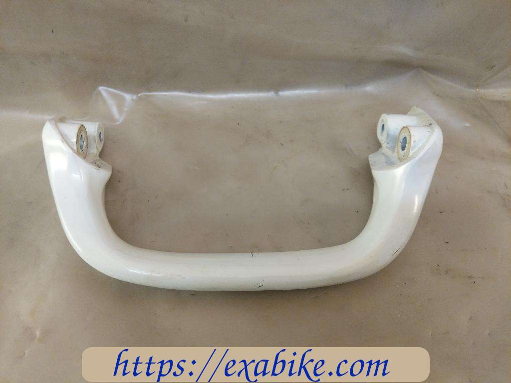 rear handle grab Suzuki GSF 650 Bandit - photo 2