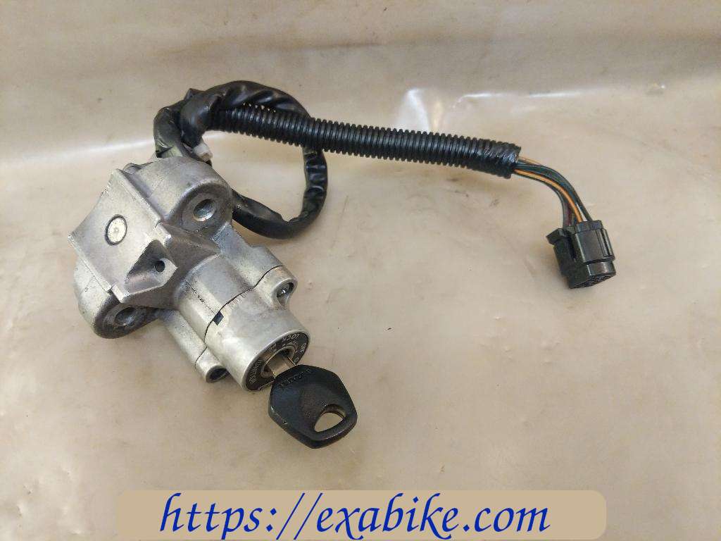contacteur à cle Suzuki GSF 650 Bandit - photo 1