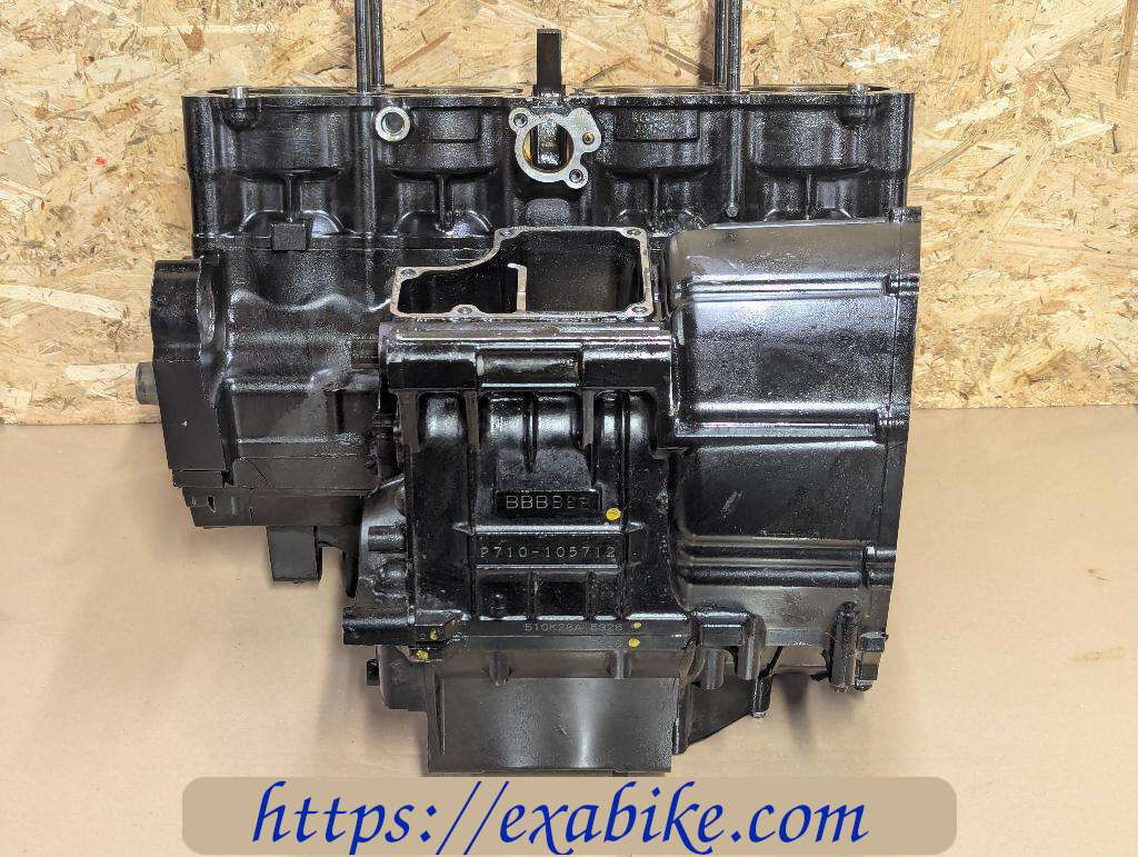 engine block Suzuki GSF 650 Bandit - photo 4