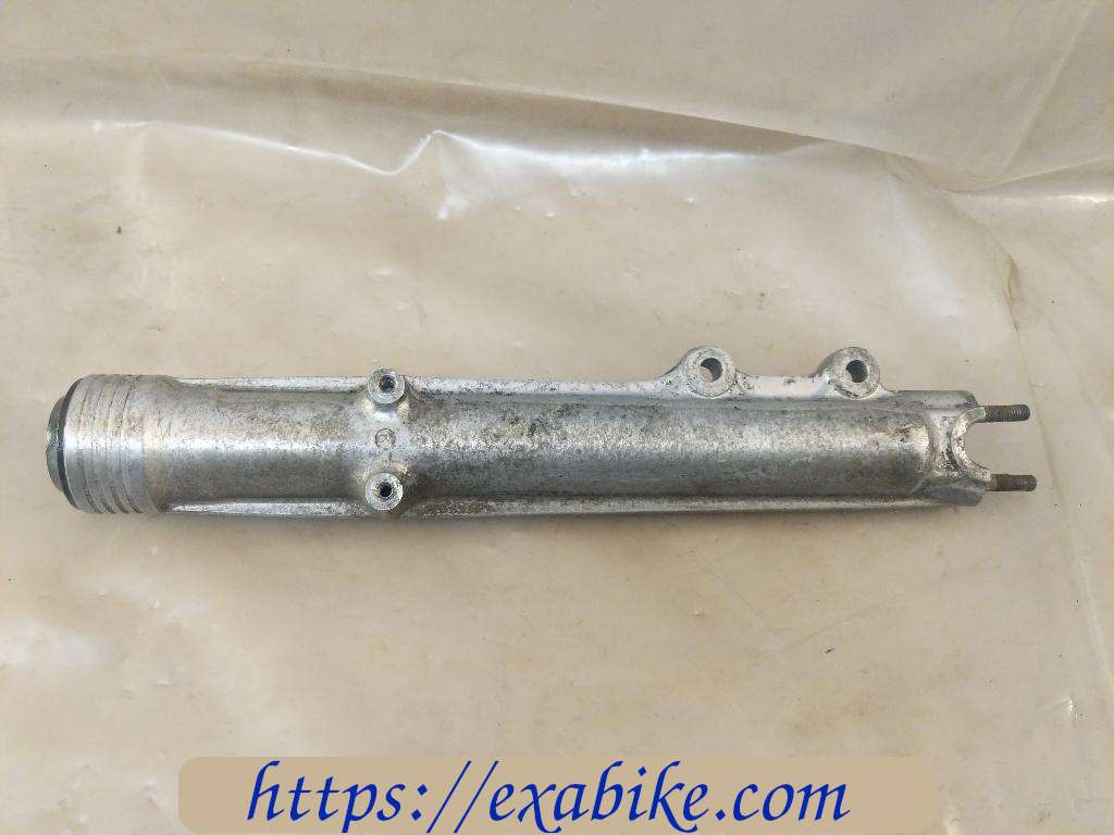 lower fork case, right Honda CB750F - photo 2