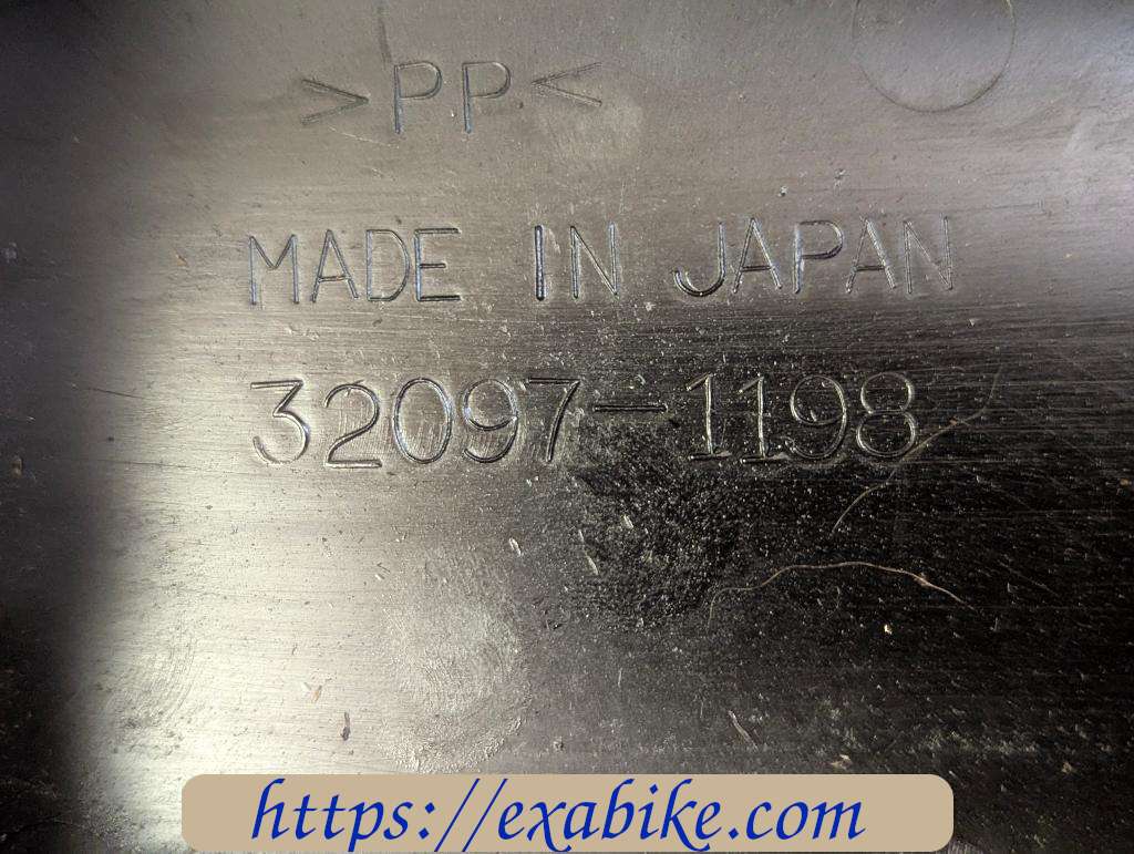battery holder Kawasaki Z1000 - photo 3