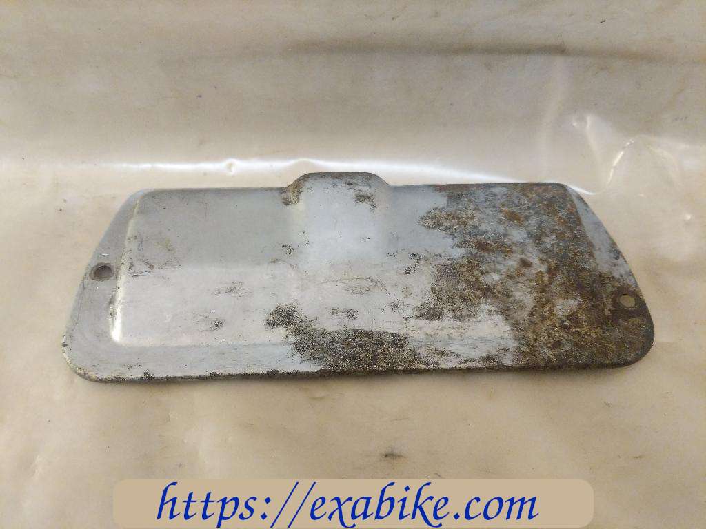 starting motor cover Suzuki GSX 250 - photo 1