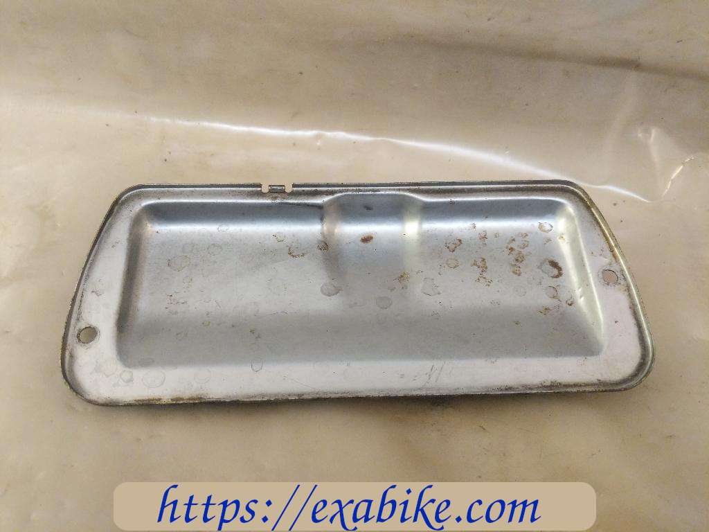 starting motor cover Suzuki GSX 250 - photo 2