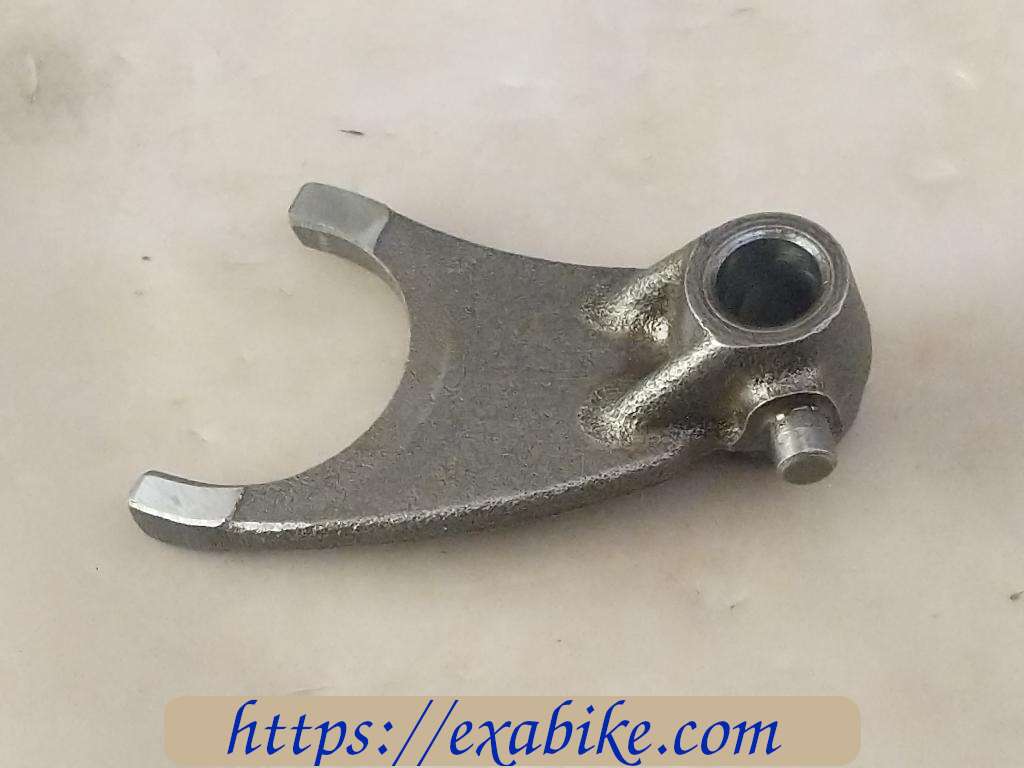 gearshift fork Suzuki GSX 250 - photo 2