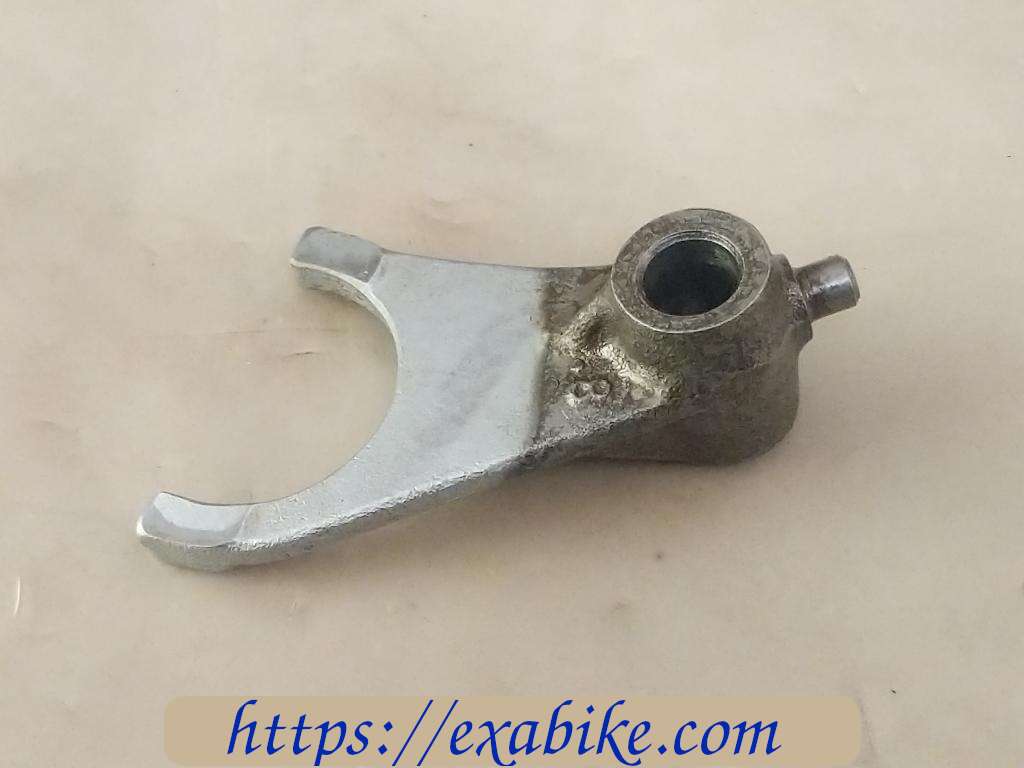 gearshift fork Suzuki GSX 250 - photo 2