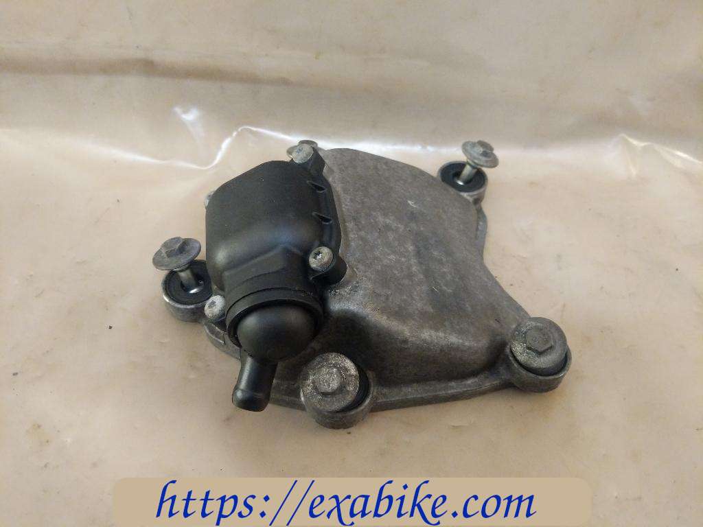 cylinder head cover Piaggio 125 X8 - photo 1