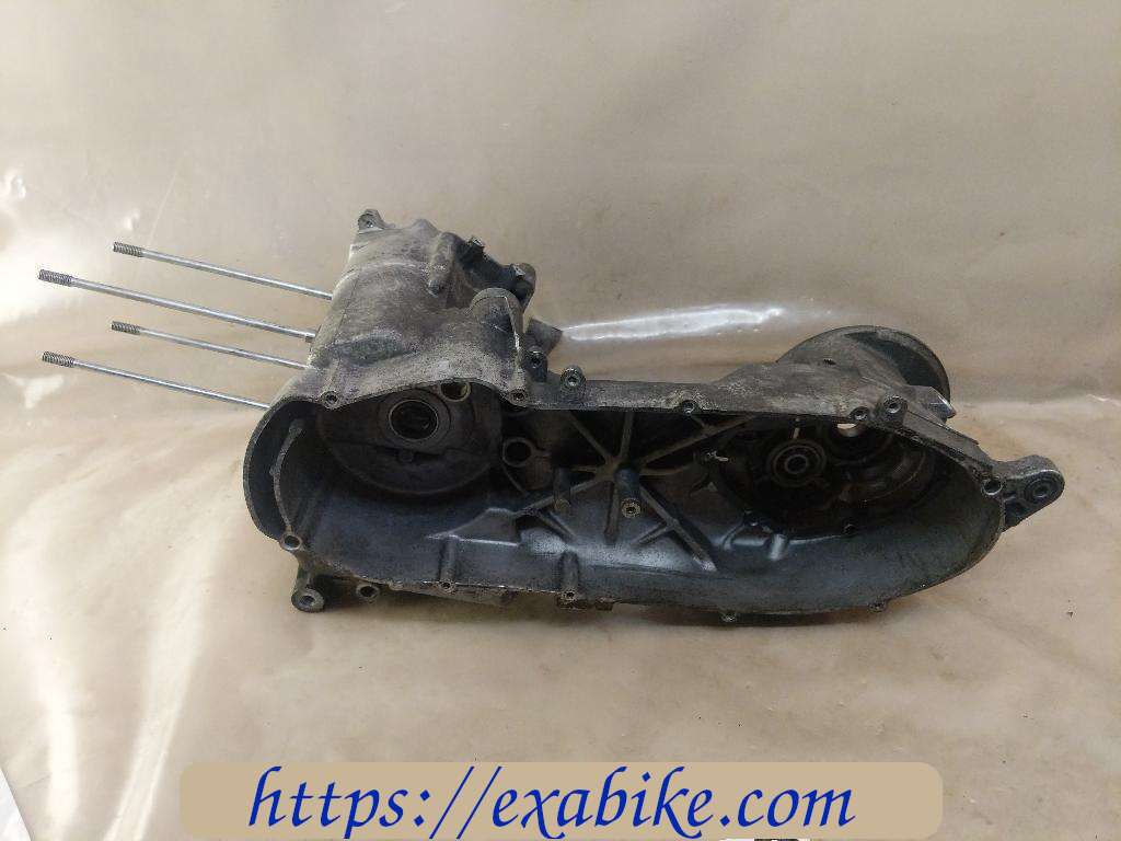 crankcases Yamaha 125 Majesty - photo 2