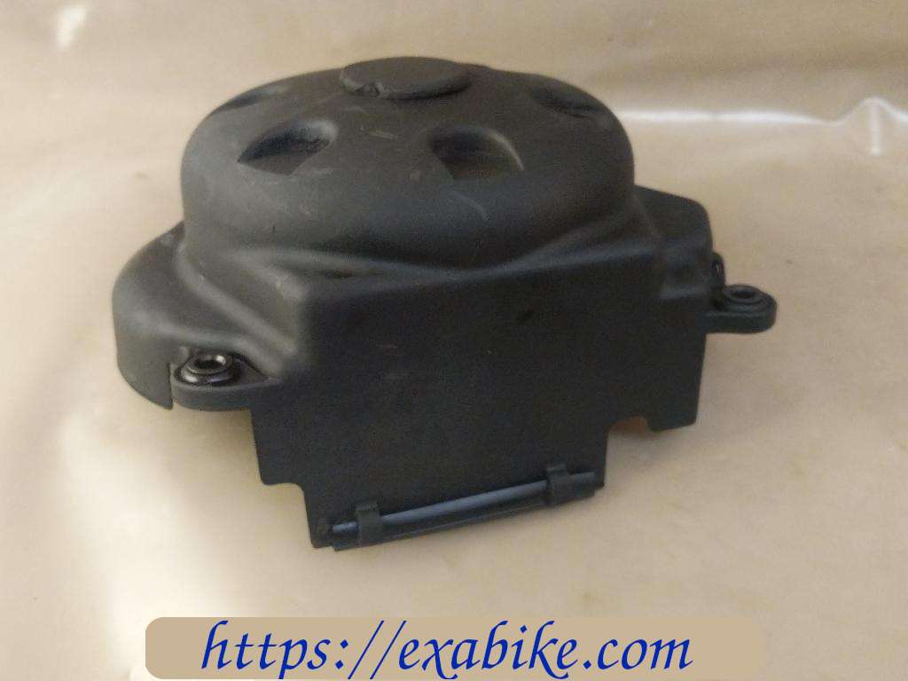 couvercle moteur Yamaha 125 Majesty - photo 2