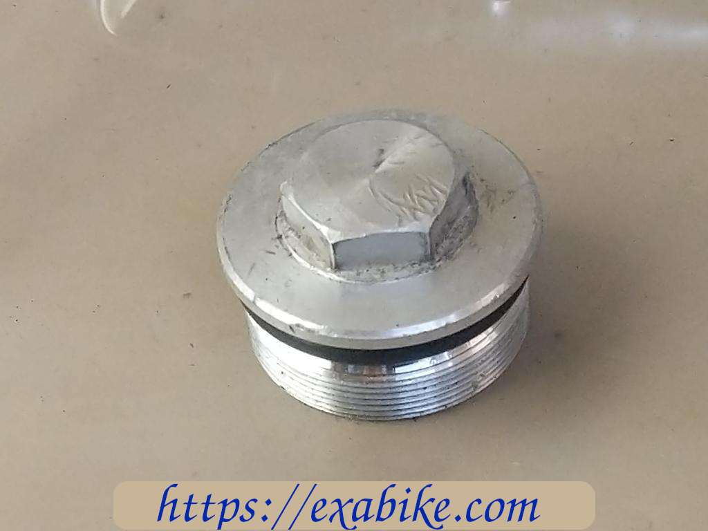 front fork tube cap Yamaha TDR 125 - photo 1