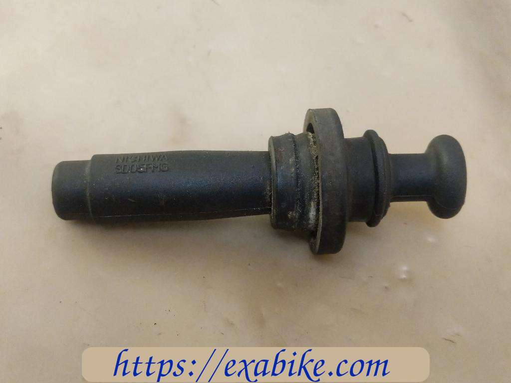 spark plug cap Kawasaki GTR 1000 - photo 1