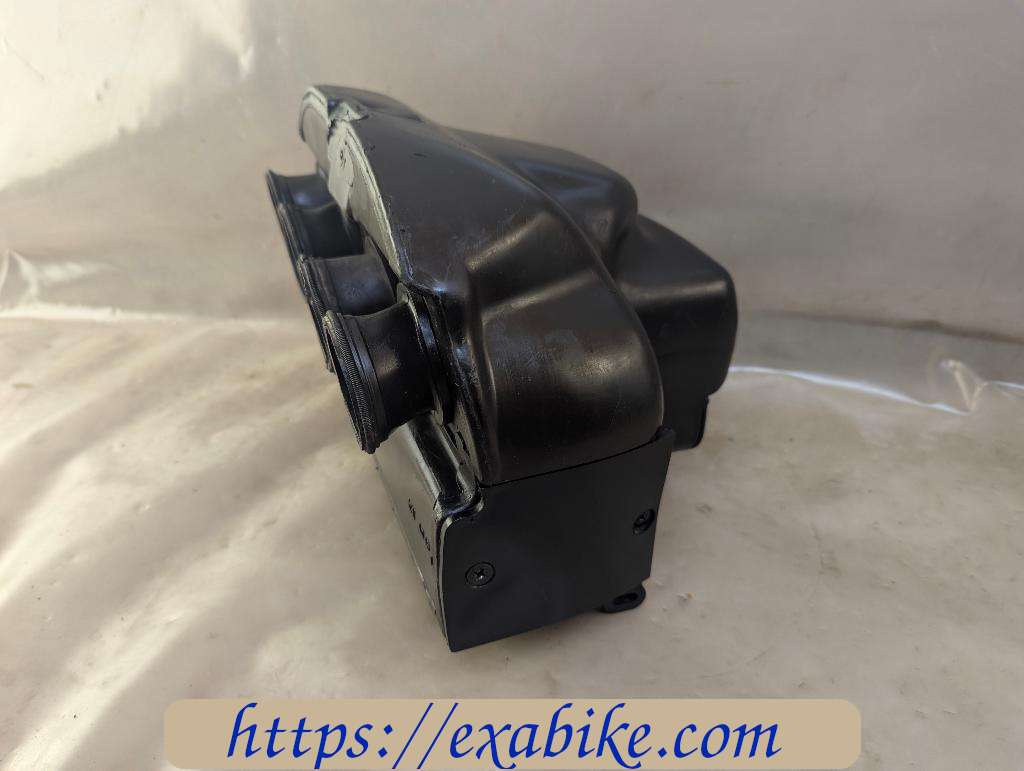 air cleaner box Kawasaki GTR 1000 - photo 4