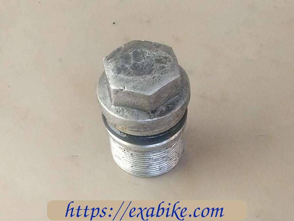 front fork tube cap Suzuki GT 125 - photo 1