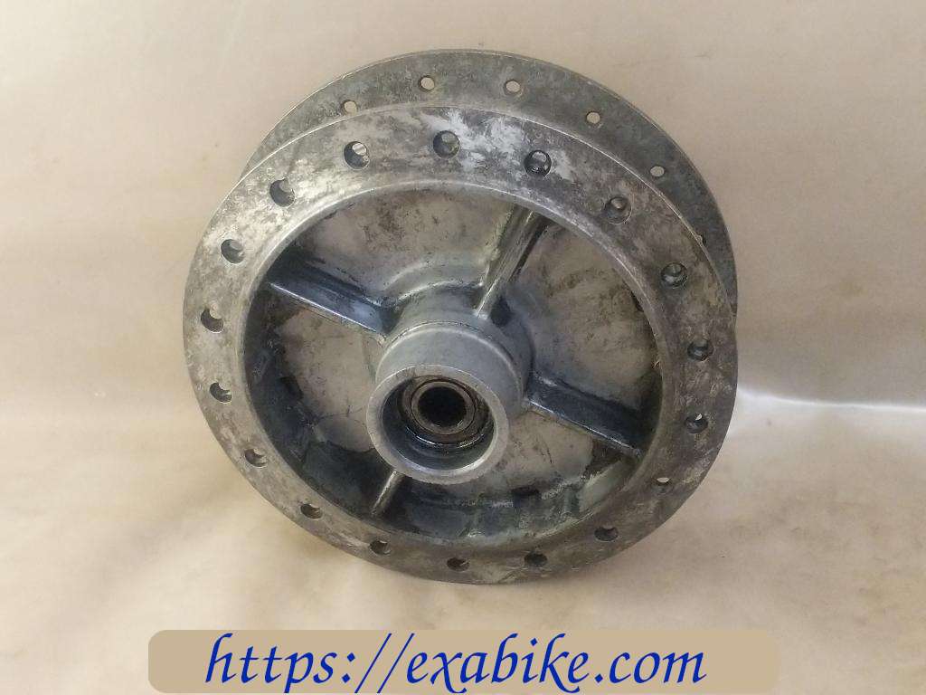 wheel hub, rear Suzuki GT 125 - photo 1