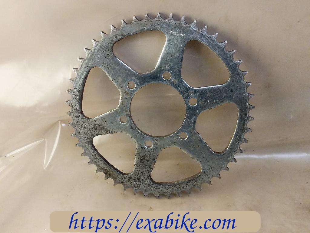 rear sprocket Yamaha XT 125 - photo 1
