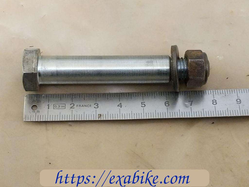 axle Yamaha XT 125 - photo 1