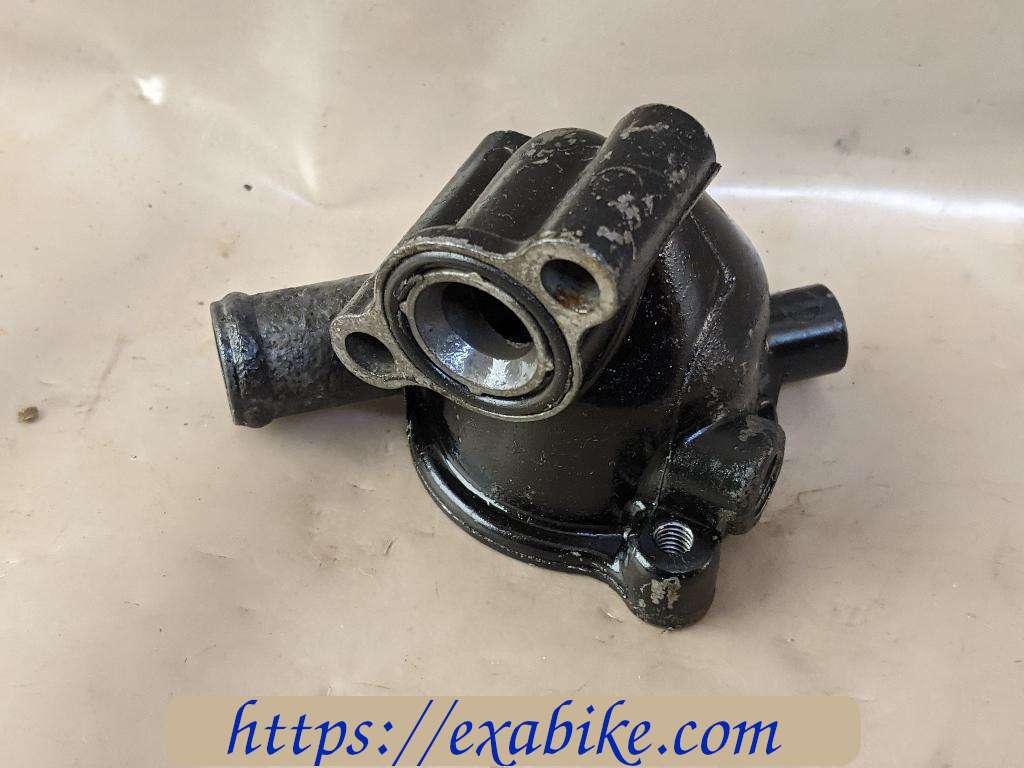 carter de thermostat Honda VFR 750 - photo 1