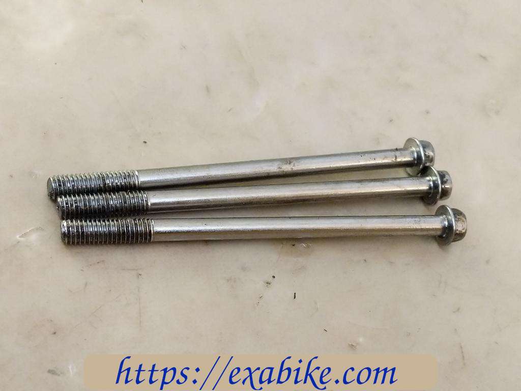 screw Kawasaki VN 750 - photo 1