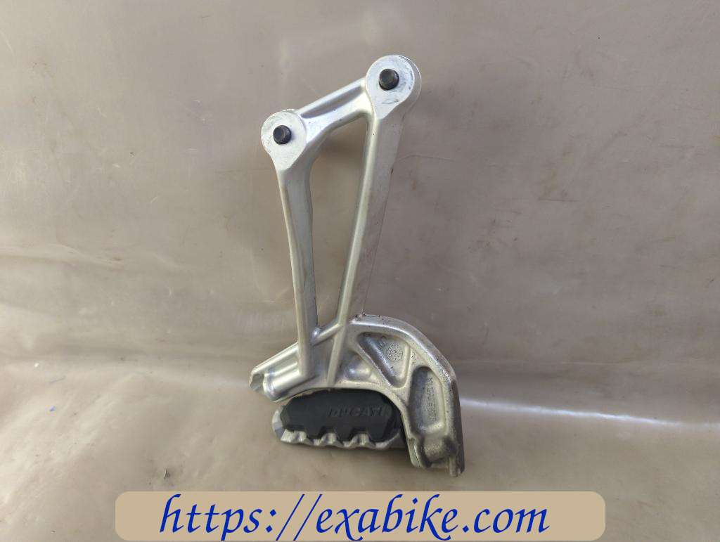 platine repose-pied arrière gauche Ducati Multistrada 1260 S - photo 2