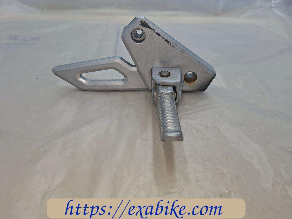 footrest, right Peugeot 50 Speedfight - photo 1