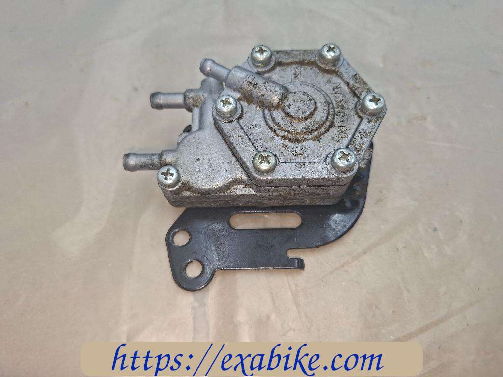 fuel pump Peugeot 50 Speedfight - photo 1