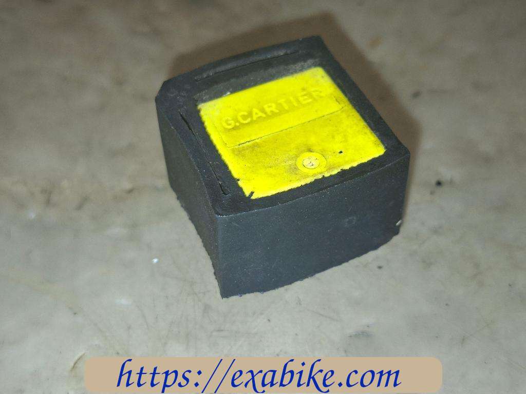 turn signal relay Peugeot Fox - photo 2