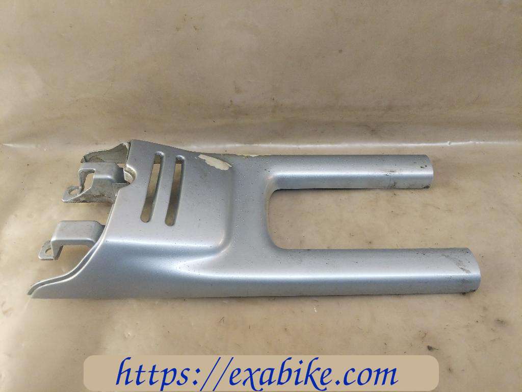 plastic élément Peugeot Fox - photo 2