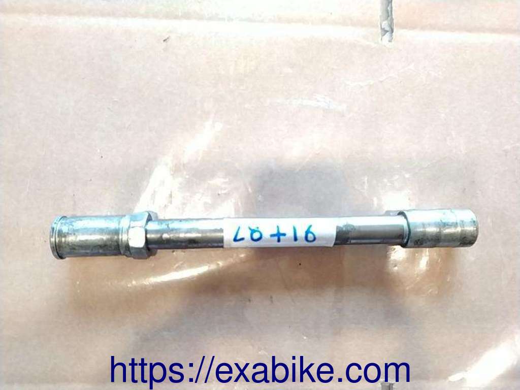 front wheel axle Honda VF500F - photo 1