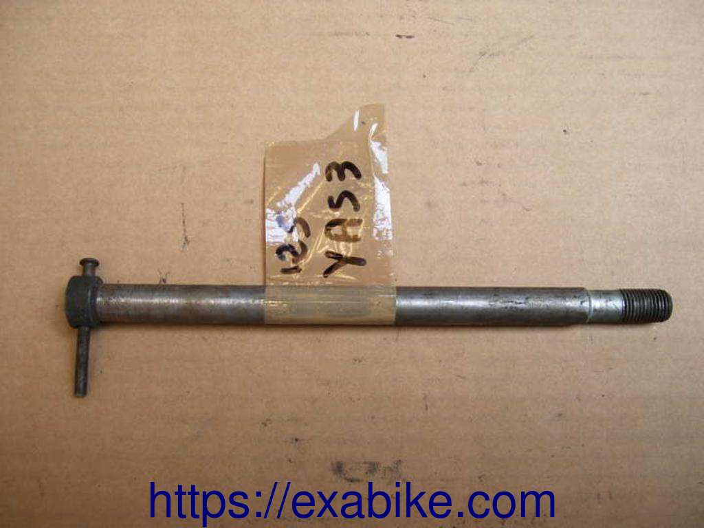 wheel axle Yamaha RD 125 - photo 1