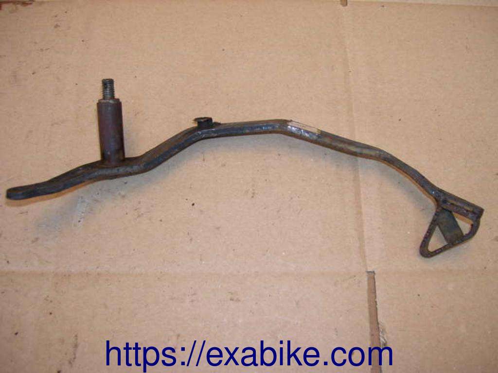 brake pedal Suzuki DR 125 - photo 1