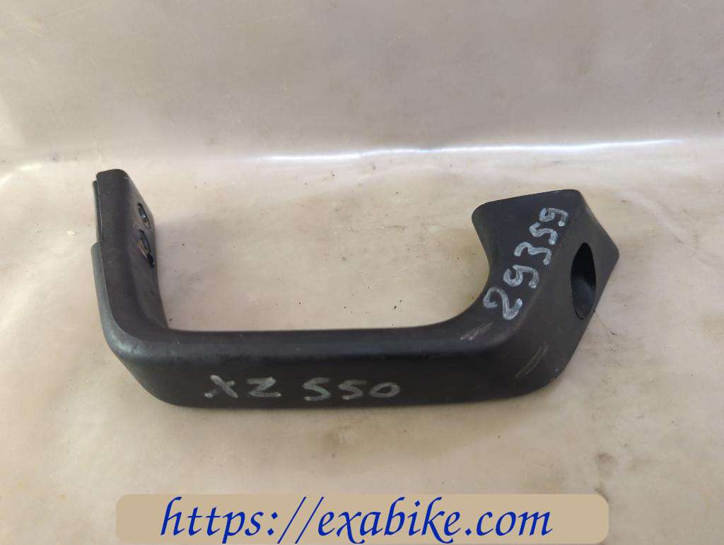 handle grab Yamaha XZ 550 - photo 1