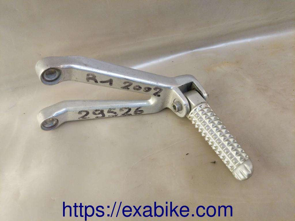 rear left older step YAMAHA 1000 R1 - photo 1
