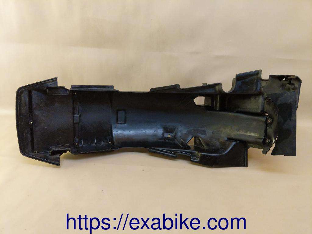 garde-boue arrière Honda VFR 750 - photo 4