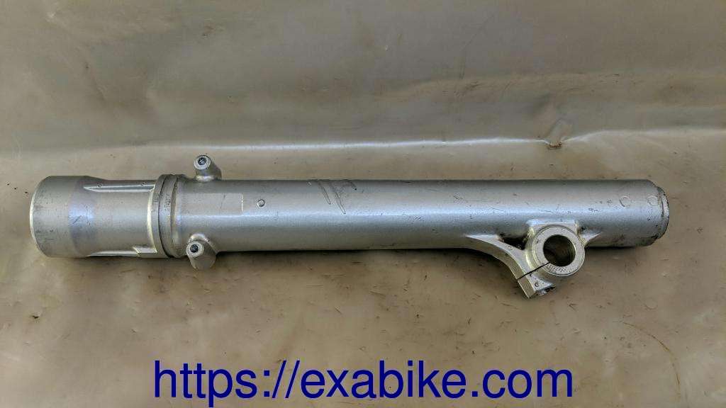 lower fork case, right Suzuki DR 750 - photo 2