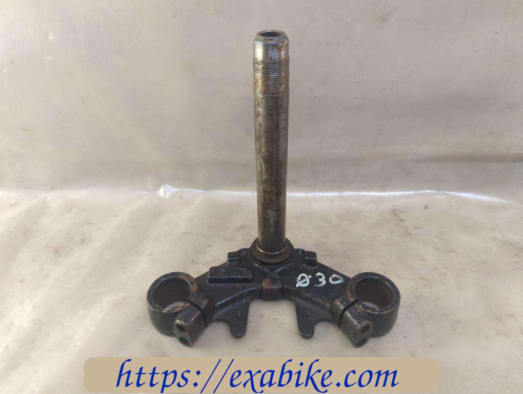 té inférieur Yamaha DT 125 - photo 1