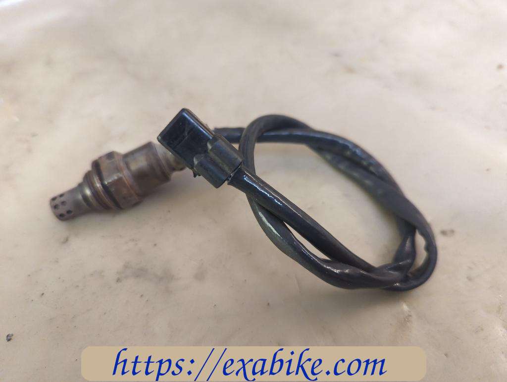 exhaust oxygen sensor Kawasaki Z1000 - photo 1