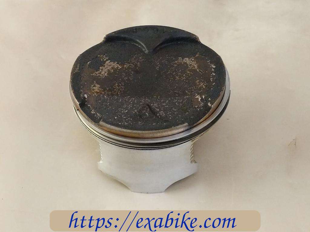 piston Kawasaki Z1000 - photo 1